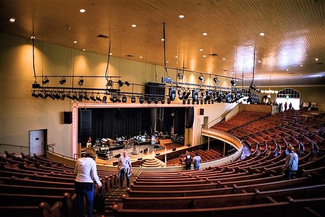 Discover Nashville City Tour with Entry to Ryman & Country Music Hall of Fame - Music Row and the Capitol Area: Where the Stories Tie Together