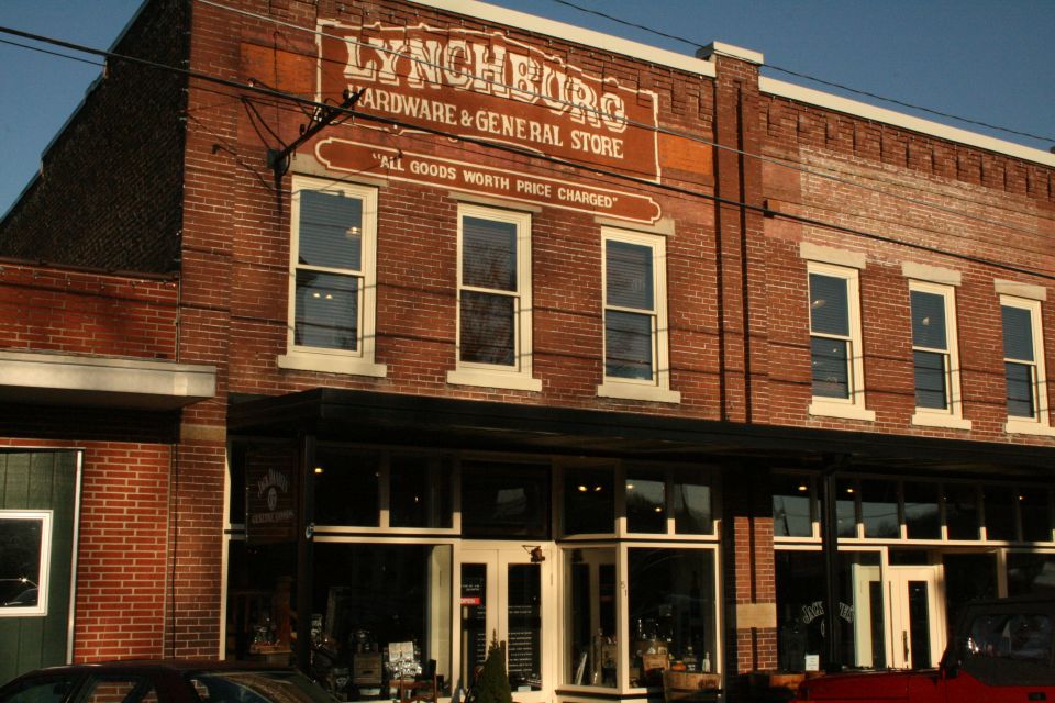 From Nashville: Lynchburg Jack Daniel's Distillery Tour - Drivers and guides: why the personalities matter on a short day