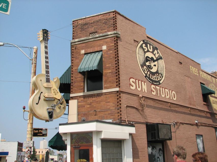 From Nashville: Memphis Tour with Graceland VIP Access - Price and Logistics: is $329 worth it?