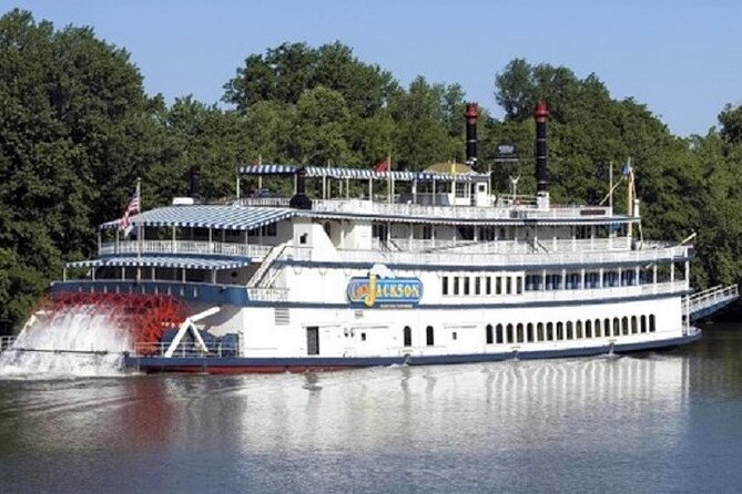 General Jackson Showboat Lunch or Dinner Cruise in Nashville - Cumberland River Pedestrian Bridge stop: why that photo break helps