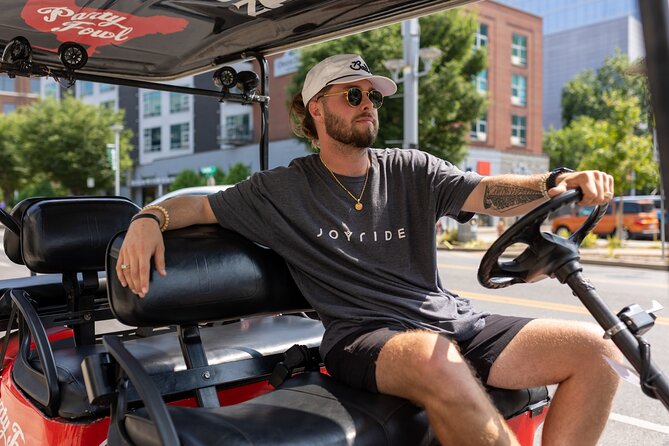 Murals of Nashville Instagram Tour by Golf Cart - Music Row and the What Lifts You Mural stop (with free admission)