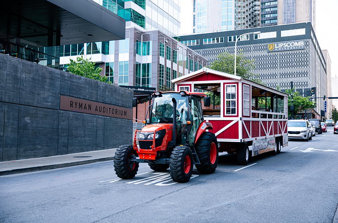 Narrated Sightseeing Tractor Tour of Nashville - Who This Tractor Tour Fits Best (and Who Should Think Twice)