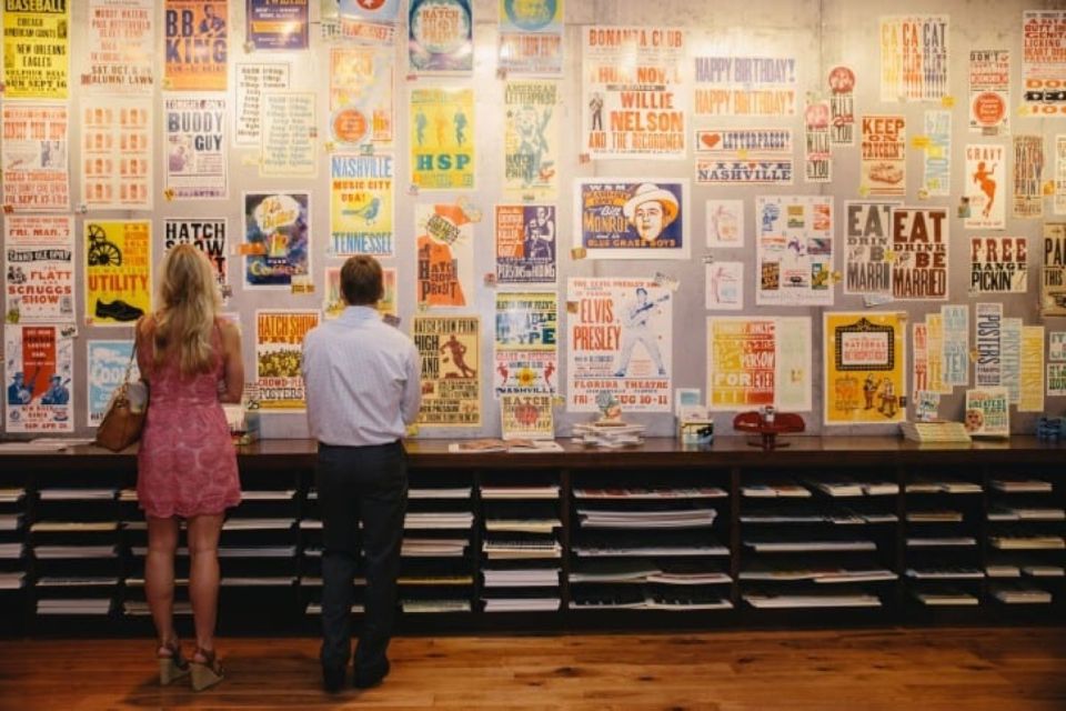 Nashville: Country Music Hall of Fame and Museum - Fashion, artifacts, and the visual language of country