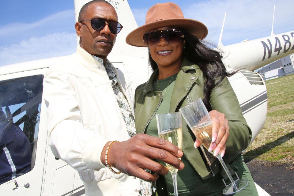 Nashville: Downtown Helicopter Tour - VIP Champagne: The Fun Add-On for Celebrations