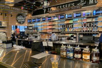 Nashville Fun Pass: Johnny Cash Museum, City Trolley, RCA Studio - Country Music Hall of Fame: Start Smart and Give It Time