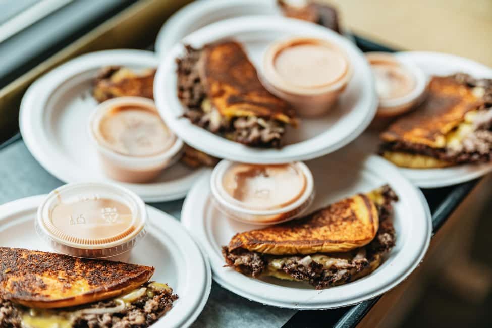 Nashville: Guided Foodie Walking Tour with Tastings - East Nashville Stories Between Bites (Music Scene Included)