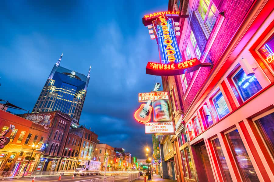 Nashville: Guided Ghost-Themed Walking Tour - Starting at the Tennessee State Capitol: where the stories get grounded