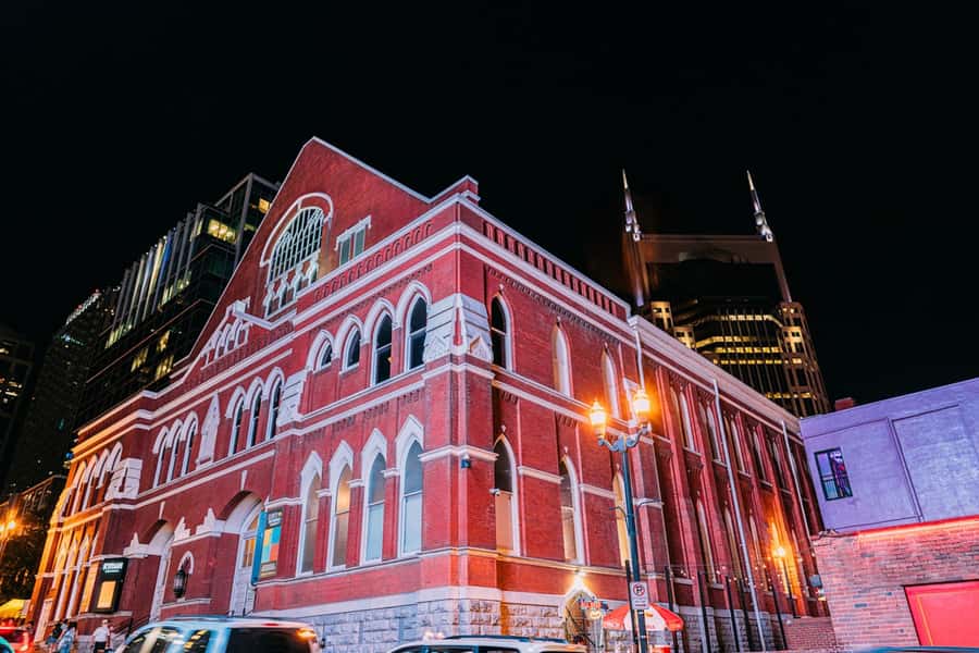 Nashville: Guided Ghost-Themed Walking Tour - The Hermitage Hotel: when the glamour meets the legends