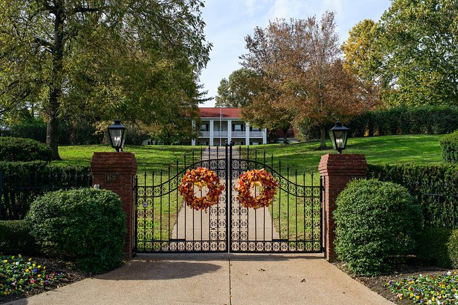 Nashville "Homes Of The Stars" Narrated Bus Tour with 30+ Celebrity Homes - The Route Includes More Than Homes: Landmark Passes That Add Meaning