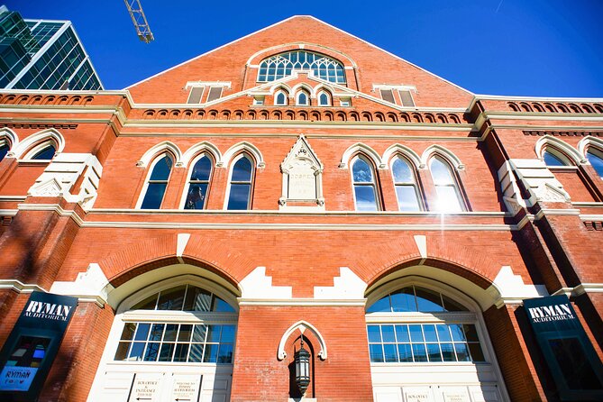 Nashville Hop On Hop Off Trolley Tour - Union Station Nashville Yards and the Frist Art Museum stop