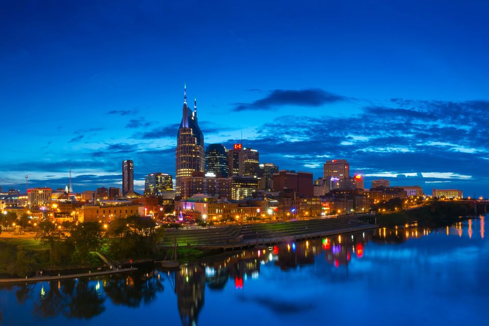 Nashville: Music City Nighttime Trolley Tour - Timing and seating: how to make 90 minutes feel worth it