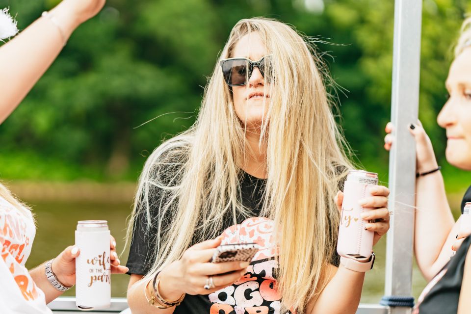 Nashville: Pontoon Party Cruise with a Captain - Who This Cruise Fits Best (And Who Might Want to Skip)