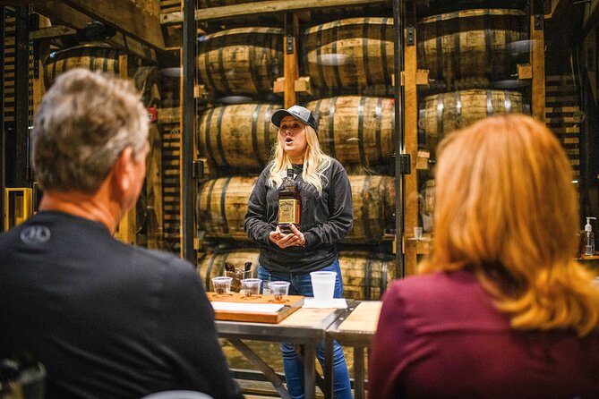 Nashville to Jack Daniel's Distillery Bus Tour + Whiskey Tastings - The ride north: Shelbyville, horse country, and Moore County farms