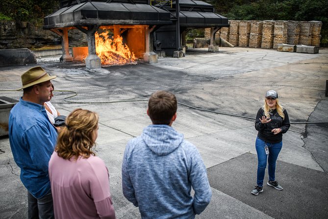 Nashville to Jack Daniel's Distillery Bus Tour + Whiskey Tastings - Jack Daniel’s Distillery tour: how the 1.5 hours is paced