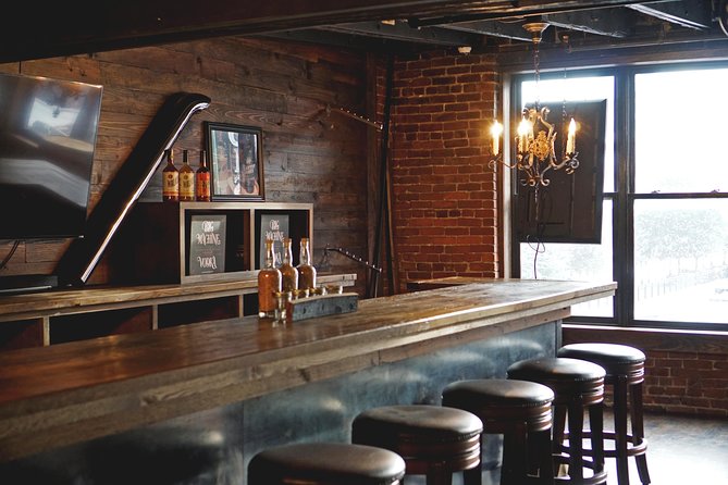 Nashville's Big Machine Distillery Guided Tour with Tastings - Tasting Flight + Cocktail: How to Get the Most From It