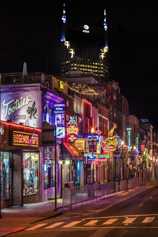 Nashville's Dark Secrets: Murder and True Crime Ghost Tour - A 90-Minute Walking Tour That Turns the City Into Evidence