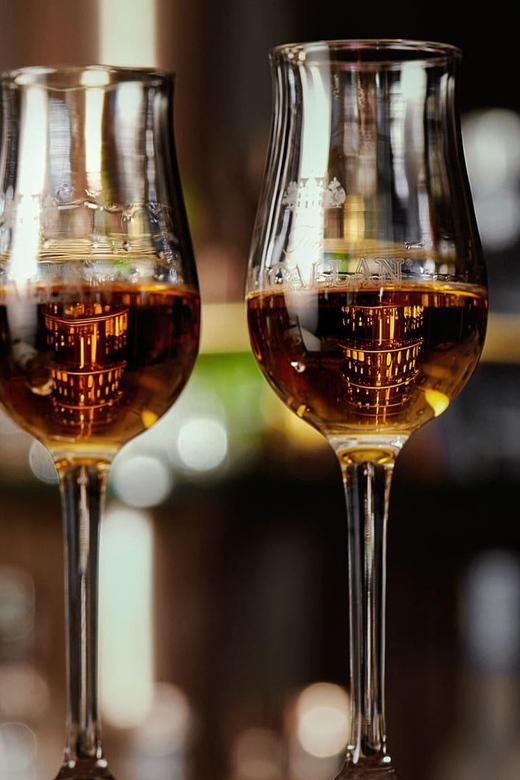 Nashville's Speakeasy Secrets: True Crime Tasting Pub Crawl - Whiskey Tasting Without Alcohol Included: How to Make the Most of Each Stop