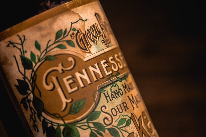 Nelson's Green Brier Distillery Guided Tour with Tastings - The gift shop and on-site bar: what to do after your tasting