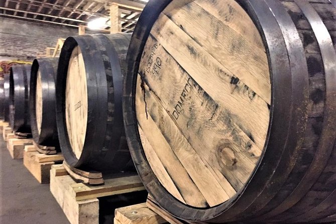 Tennessee Whiskey Experience: Bus Tour with 11+ Whiskey Tastings - The Secret Sauce distillery run: bootlegging-era stories with your pours